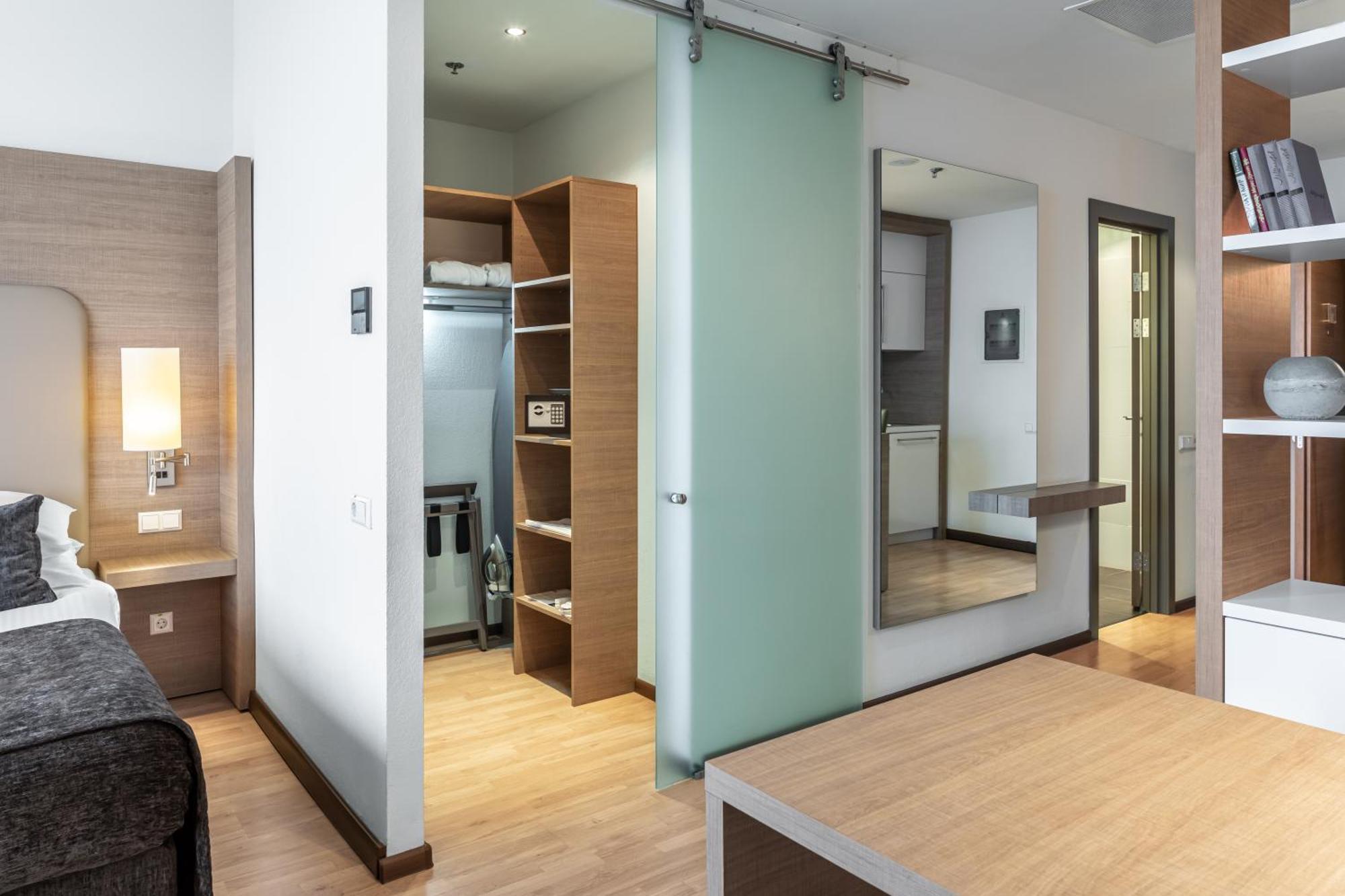 Ramada Encore Киев Стая снимка